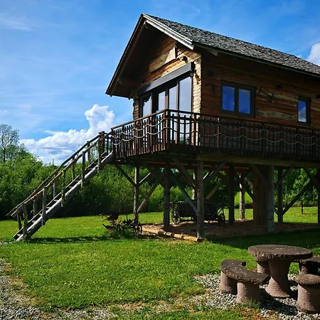 דירה Baumhaus Heuhuette *