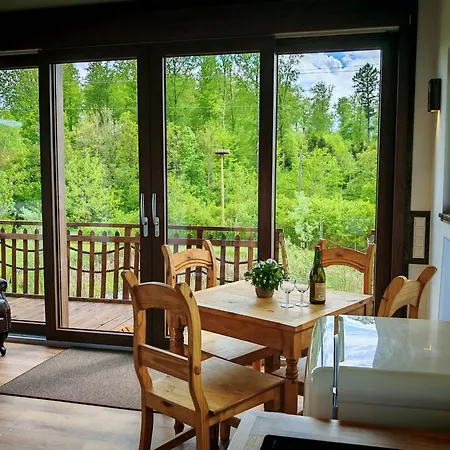 Baumhaus Heuhuette * Salem (Baden-Wurttemberg)