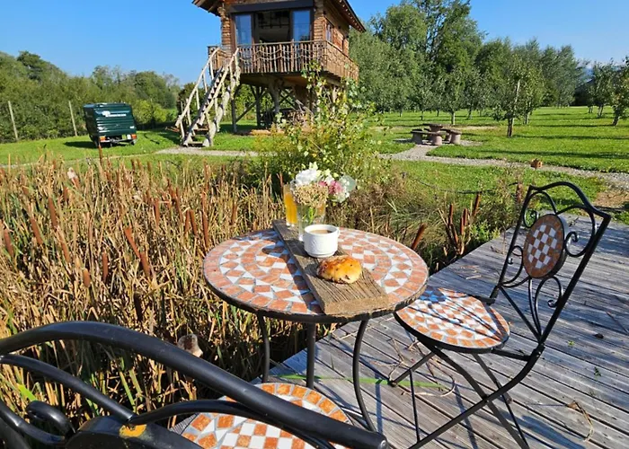 Baumhaus Heuhuette * Salem (Baden-Wurttemberg)