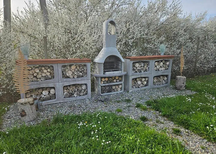 Baumhaus Heuhuette *