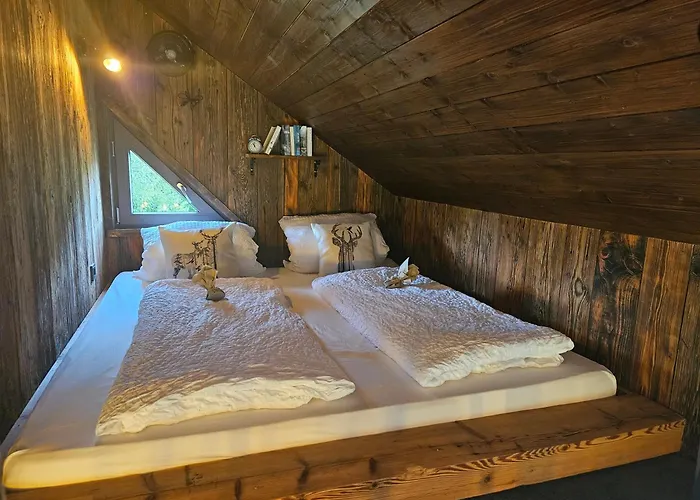 Baumhaus Heuhuette Apartman