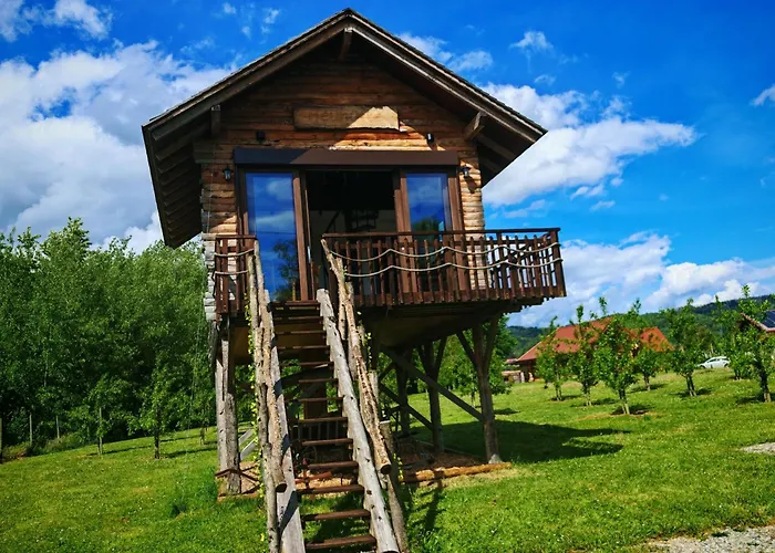 Baumhaus Heuhuette Salem