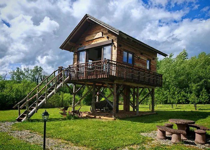 Baumhaus Heuhuette Apartman