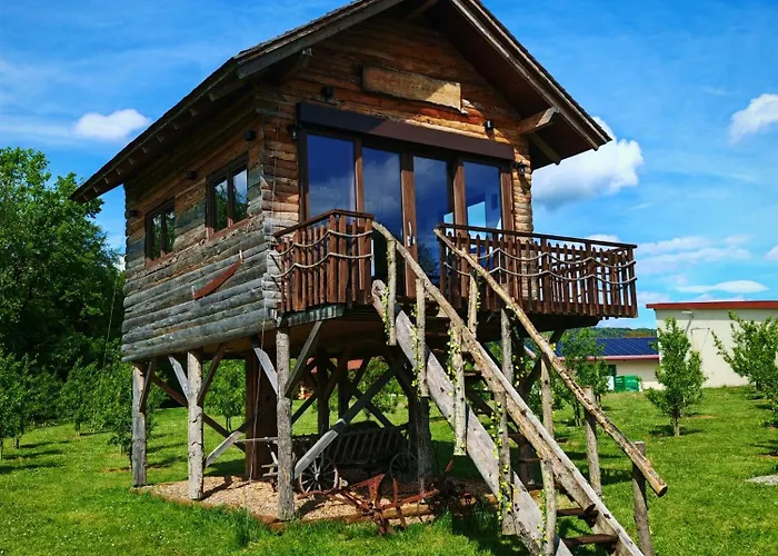 Baumhaus Heuhuette *