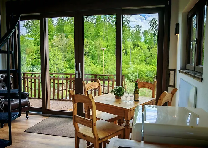 Baumhaus Heuhuette * Salem (Baden-Wurttemberg)